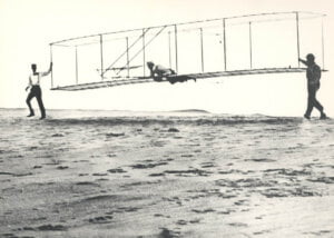 What Year Did The Wright Brothers Make Their First Successful Powered Flight